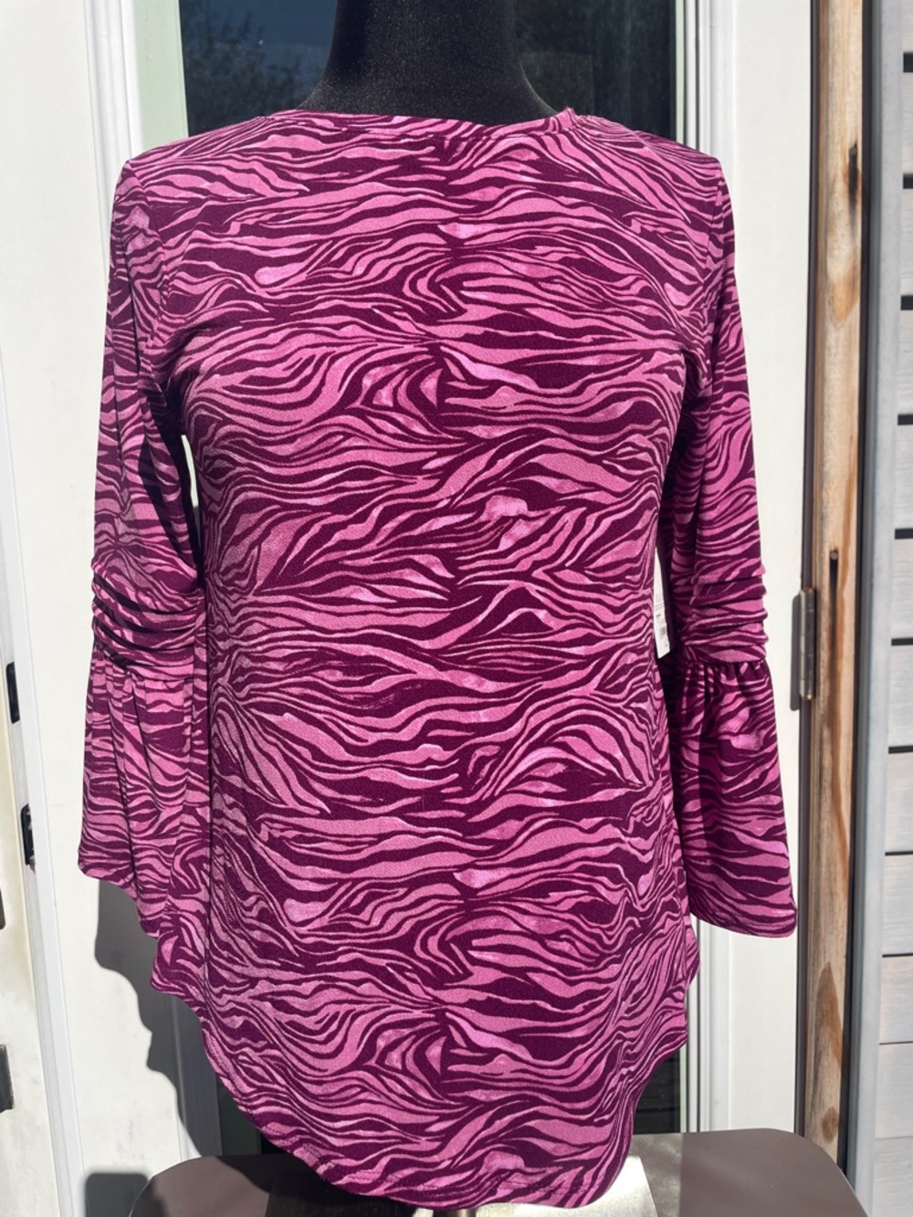 NWT Elle Pink/Burgundy Zebra XSmall